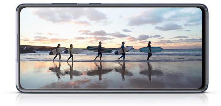 Galaxy S20 FE 5G display shown in landscape format